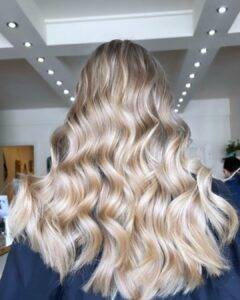 Icy Blonde Autumn Trends 2024